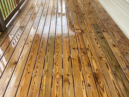 Why Deck Cleaning and Wood Staining Work Better Together