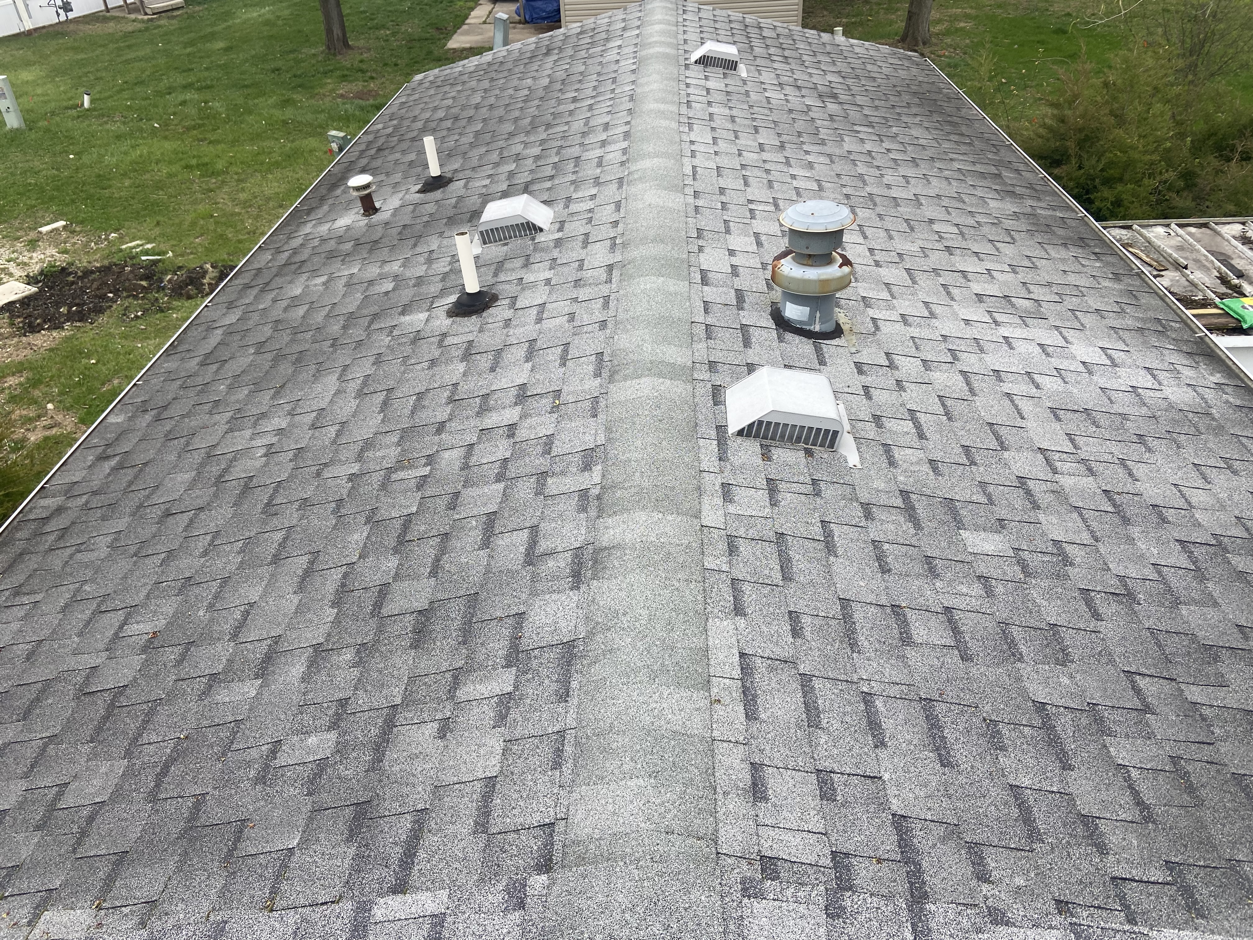 Roof Cleaning In Perrysburg Ohio
